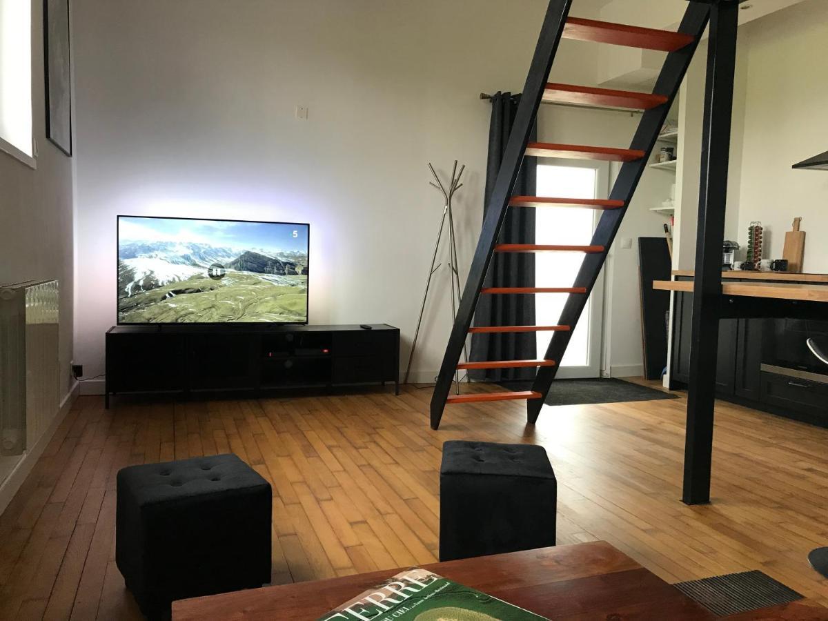 Studio - Mezzanine - Style Loft Industriel Brindas エクステリア 写真