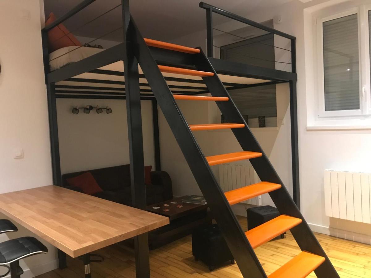 Studio - Mezzanine - Style Loft Industriel Brindas エクステリア 写真